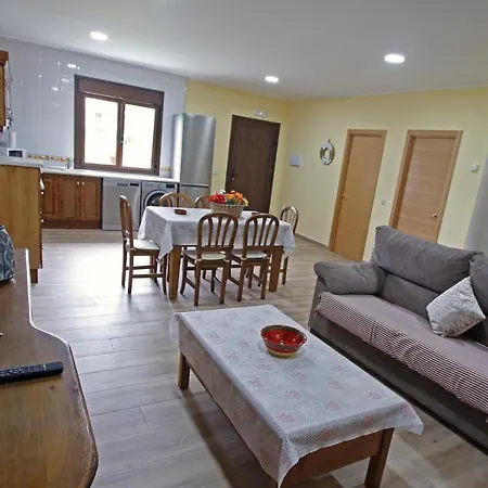 Fresnos De 4 Personas Holiday home